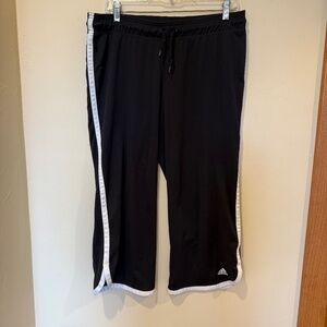 Adidas Crop Black Pants - L